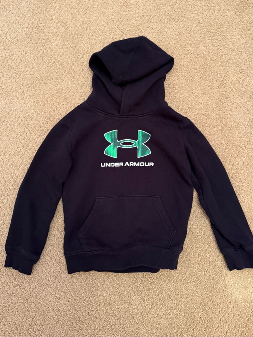 Under Armour boys hoodie sweatshirt. Size 6